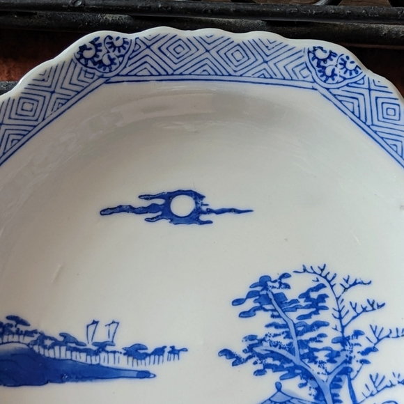 Asian Blue White Tree & Sun Vintage Collectible Plate - Picture 4 of 11